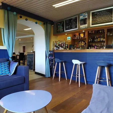 Hotell Hotel-relais De Trefeuntec 2*